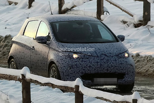 Папарацци споймали электромобиль Renault Zoe